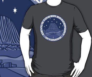Close Encounters of the Third Kind Devilâ€™s Tower Spaceport T-Shirt